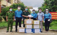 Cụm thi đua Công đoàn ngành và tương đương tỉnh Kon Tum thăm, tặng quà cho các Khu cách ly tập trung phòng chống dịch COVID – 19 của tỉnh trên địa bàn thành phố Kon Tum