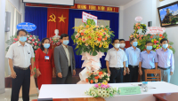 Phó Chủ tịch Ủy ban nhân dân tỉnh Nguyễn Hữu Tháp thăm và chúc mừng Trung tâm Kiểm soát bệnh tật nhân kỷ niệm 67 năm Ngày Thầy thuốc Việt Nam (27/02/1955 – 27/02/2022)