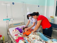 Cứu sống bệnh nhi viêm phúc mạc ruột thừa và sốc sốt xuất huyết Dengue