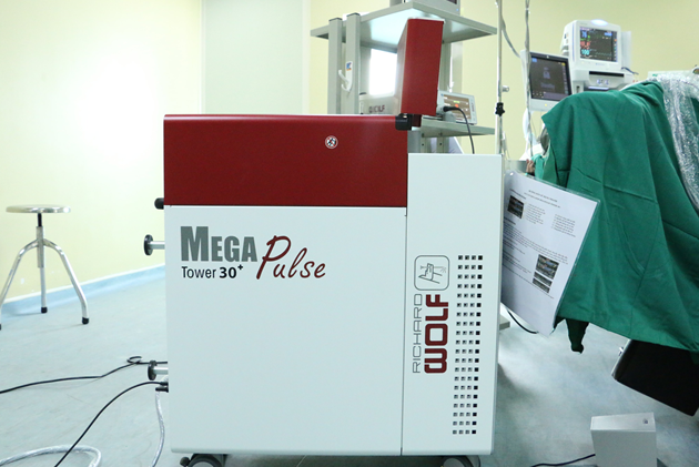 trien khai noi soi laser 1